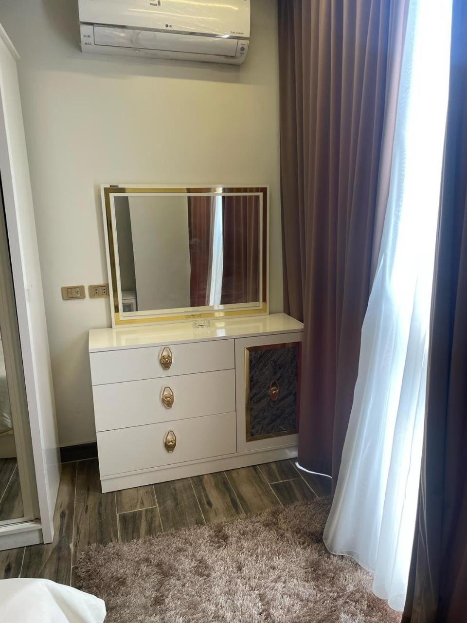 Luxury L One Kattamya, Nasr 