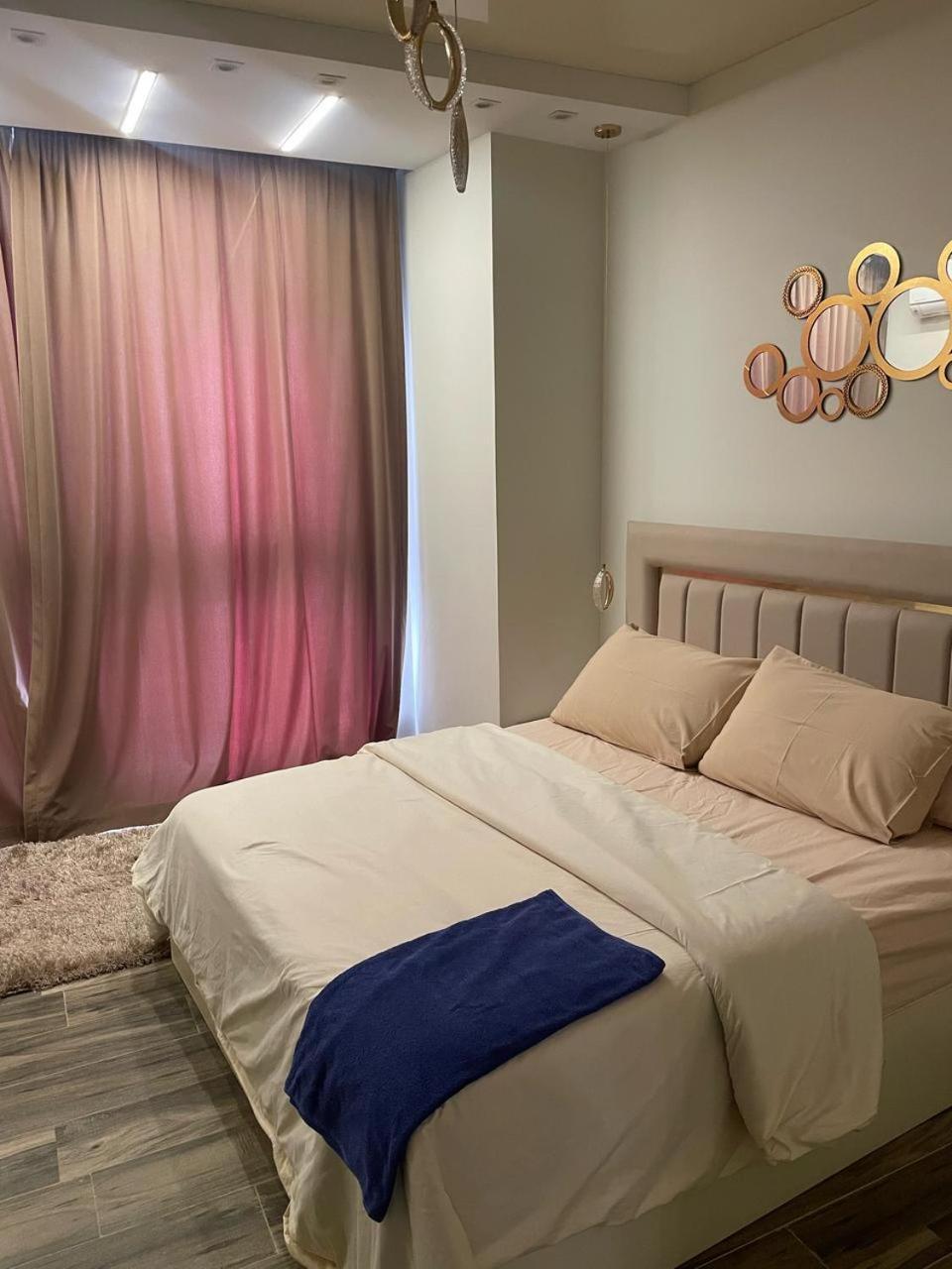 Luxury L One Kattamya, Nasr 