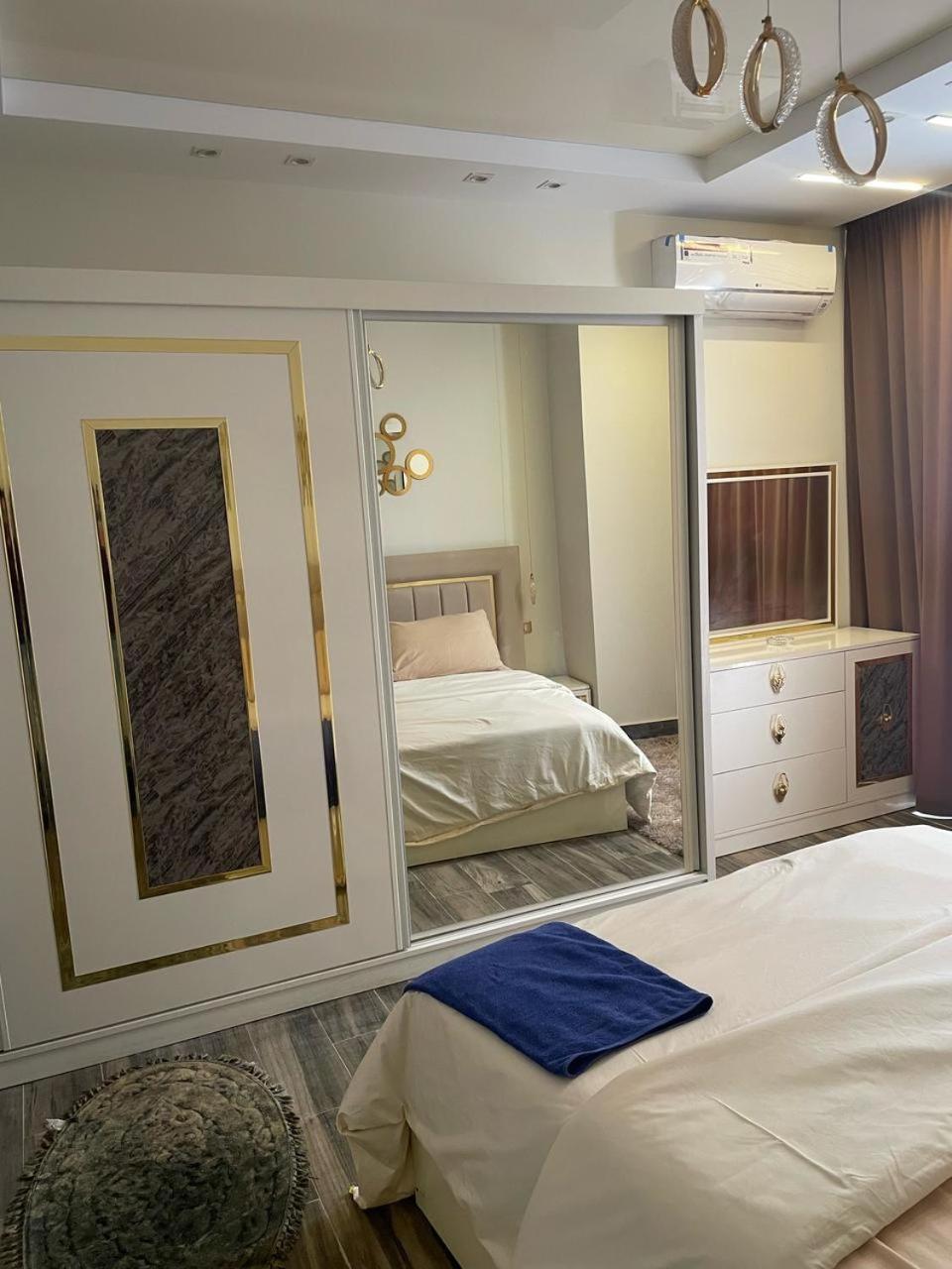 Apartment Luxury L One Kattamya, Nasr 