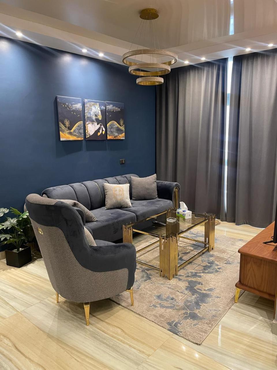 Apartment Luxury L One Kattamya, Nasr 